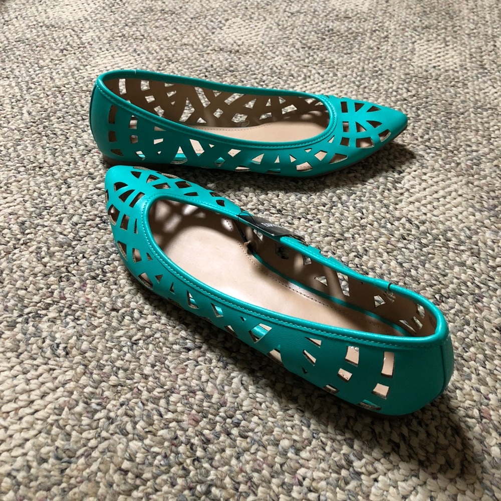 Teal Express Flats Size 9 NWT